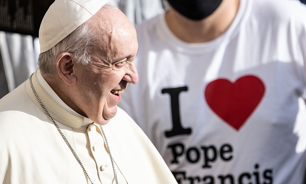 Giáo Hoàng Người Dân 2